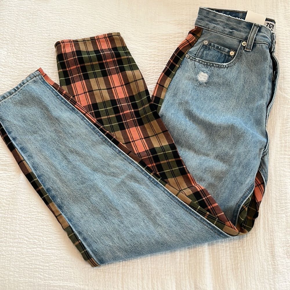 NWT - ZGY Denim Hi Mum High Straight Crop Flannel Jeans